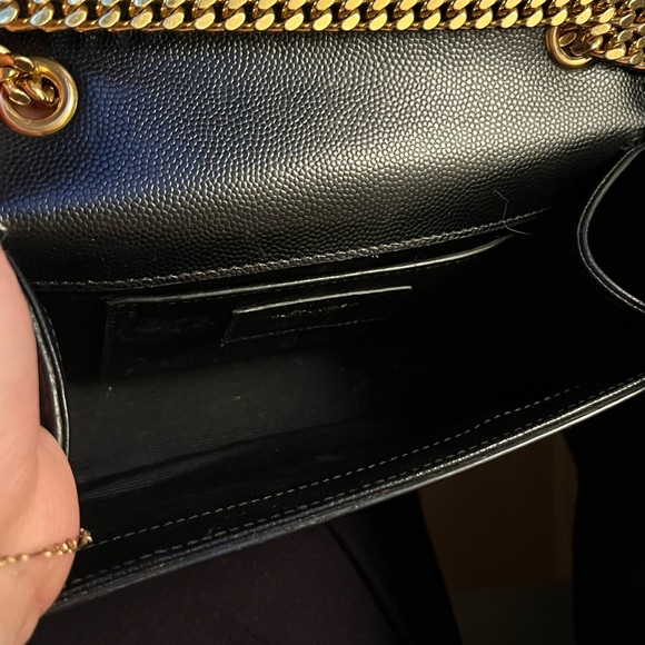 SAINT LAURENT YSL KATE SMALL CHAIN BAG IN GRAIN DE POUDRE EMBOSSED LEATHER - Picture 5 of 8